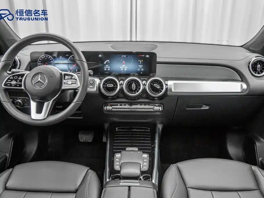 Mercedes-Benz GLB 2023 — фото 13