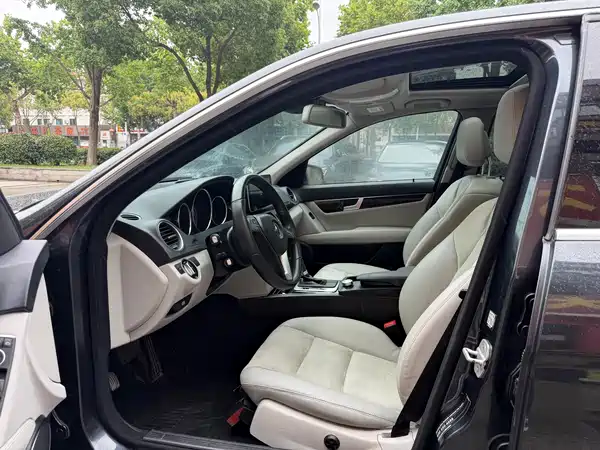 Mercedes-Benz C-Class 2014