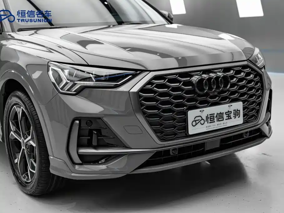 Audi Q3 Sportback 2024 — фото 9