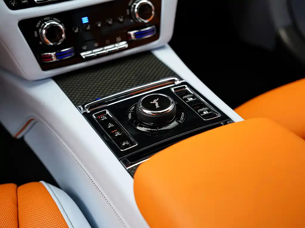 Rolls-Royce Ghost 2023 — фото 15