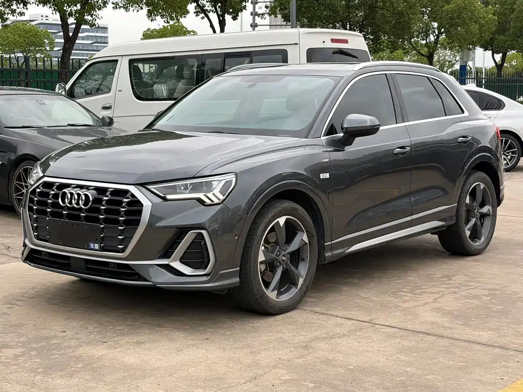 Audi Q3 2023