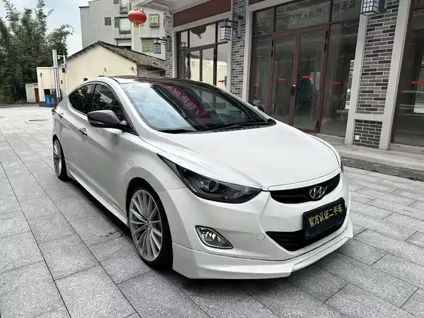 Hyundai Elantra Langdong 2016