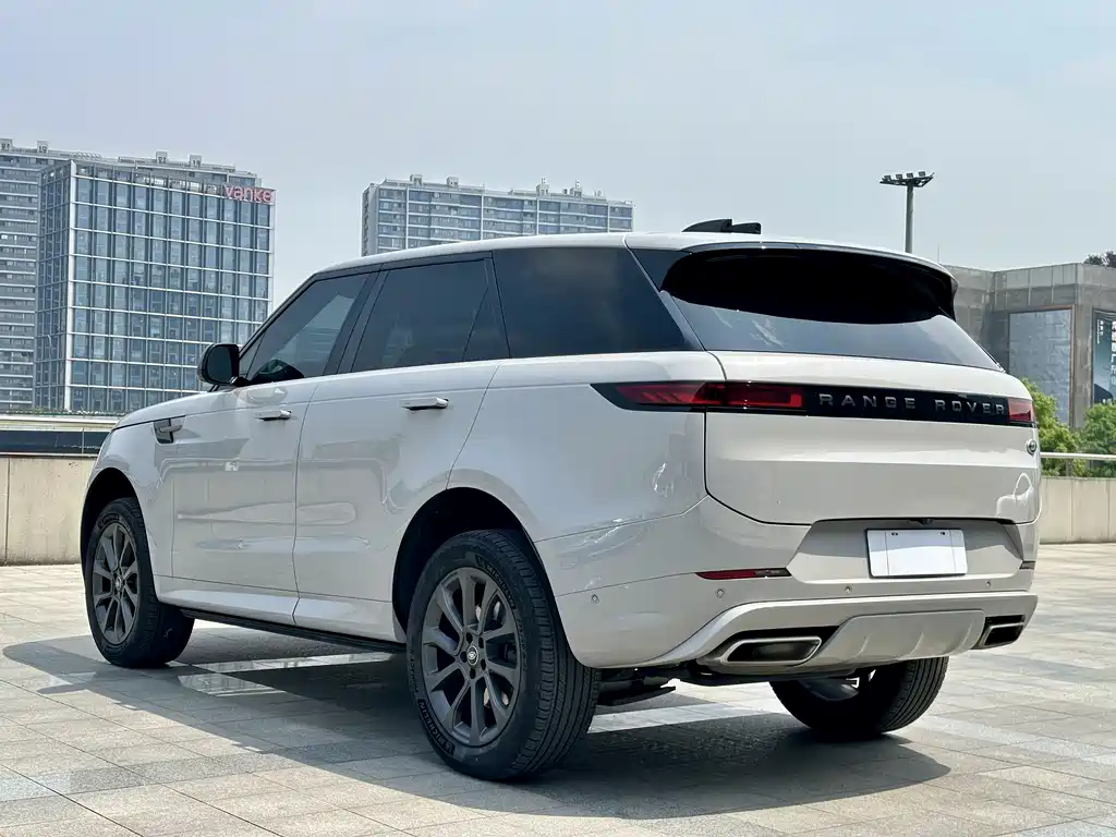 Land Rover Sport 2023 — фото 4