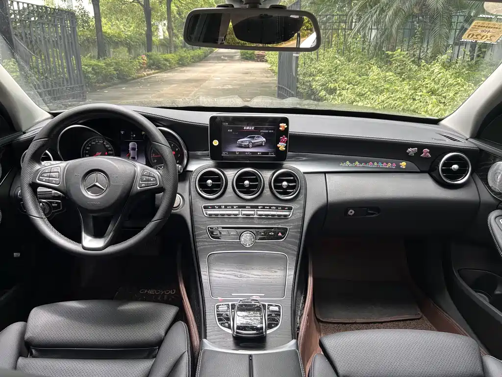 Mercedes-Benz C-Class 2018 — фото 9