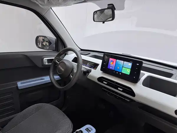 Geely Galaxy Panda 2023