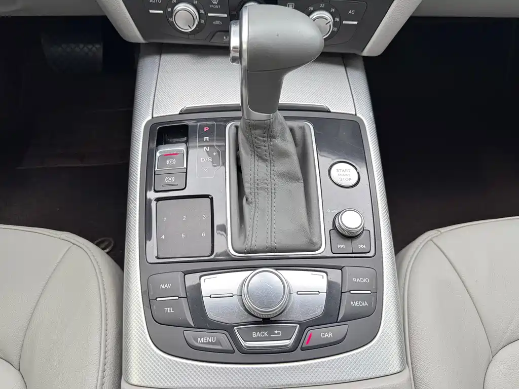 Audi A6L 2013 — фото 16