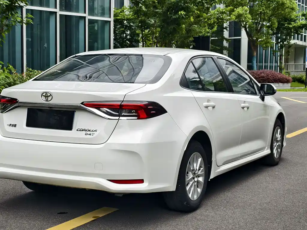 Toyota Corolla 2020 — фото 8