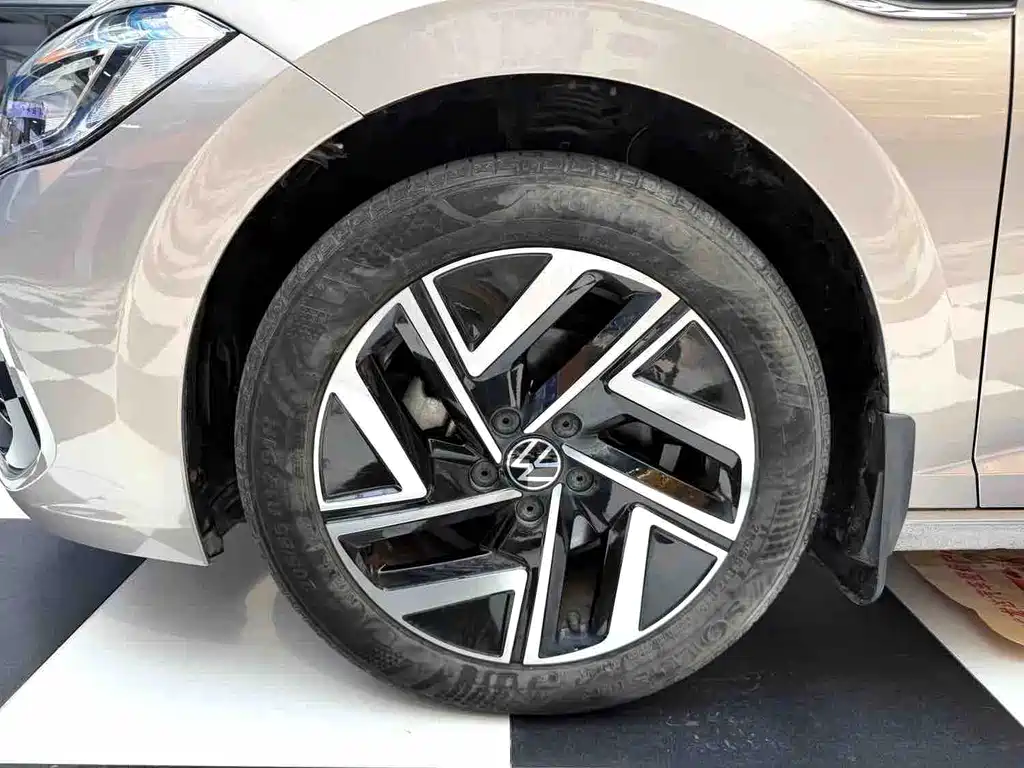Volkswagen Sagitar 2023