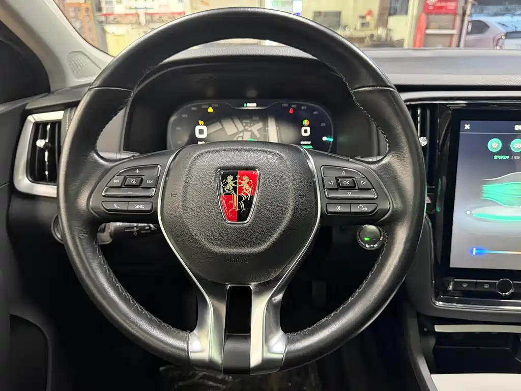 Roewe i6 New Energy 2018 — фото 11
