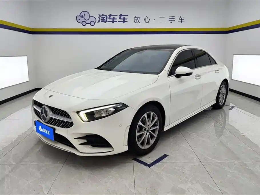Mercedes-Benz A-Class 2022 — фото 1