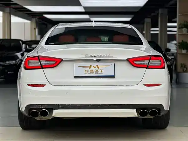 Maserati Quattroporte 2017
