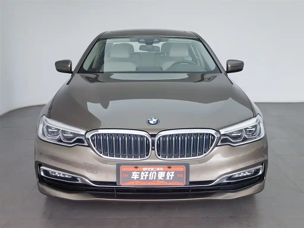 BMW 5 Series New Energy 2018 — фото 3