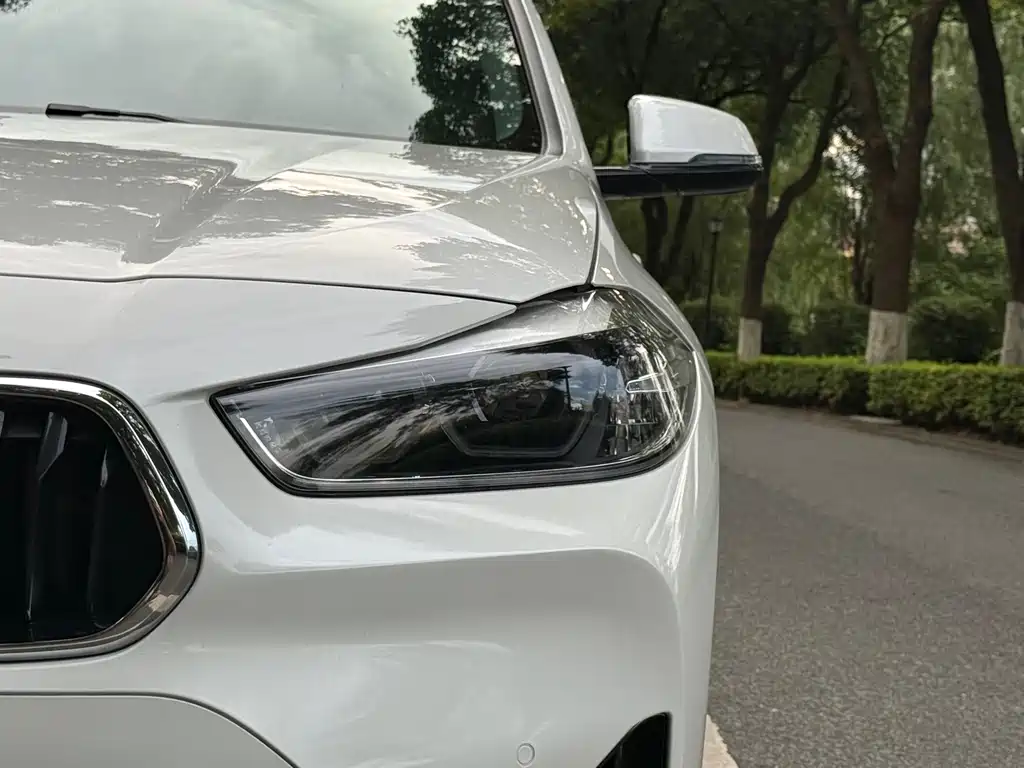 BMW X2 2022 — фото 9