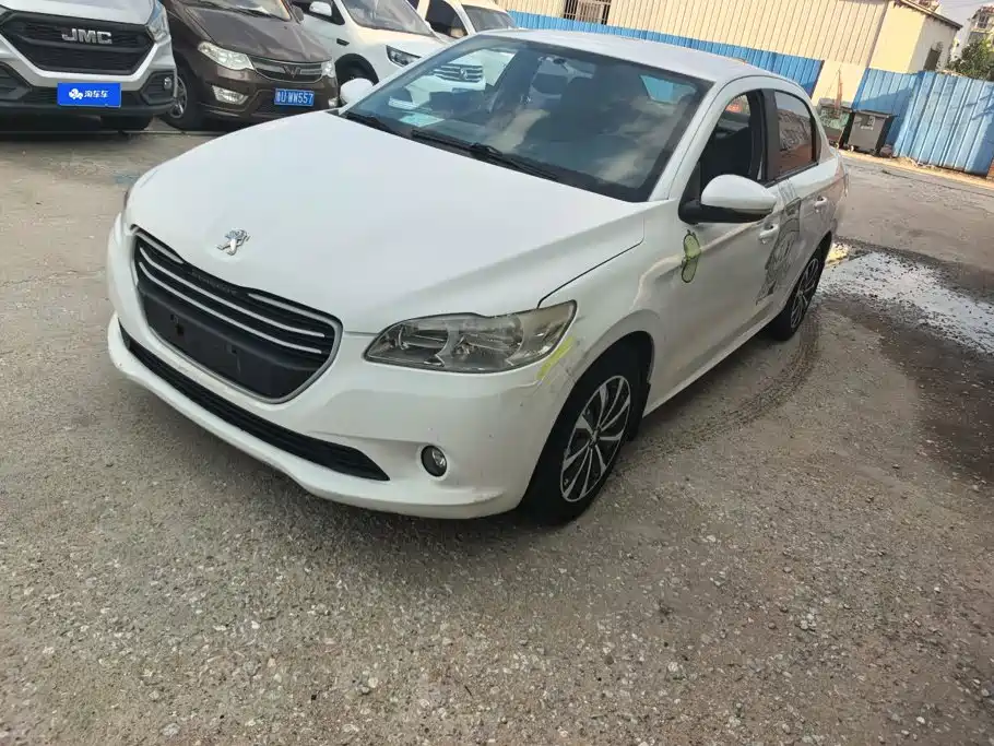 Peugeot 301 2014