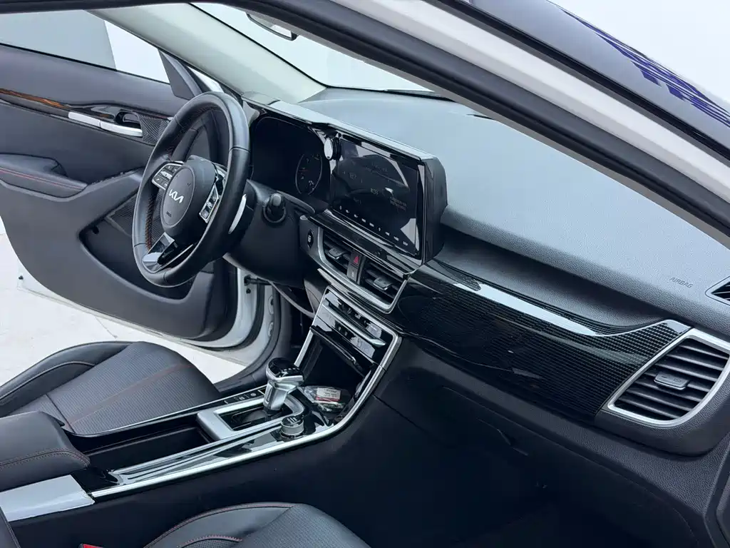 Kia KX3 2023 — фото 14