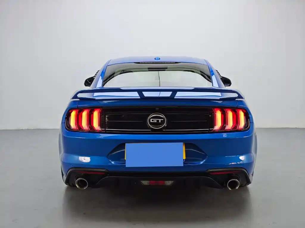 Ford Mustang 2021 — фото 4
