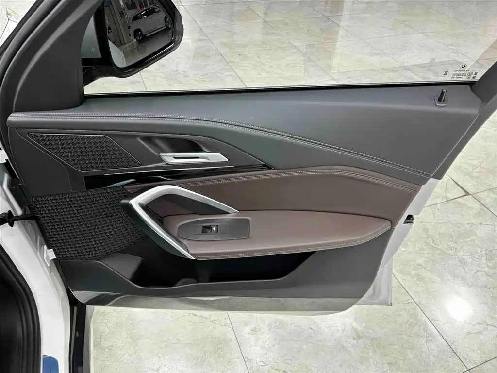BMW X1 2024 — фото 12