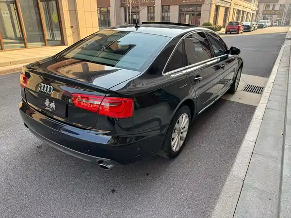 Audi A6L 2012