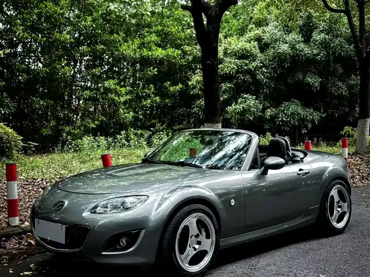Mazda MX-5 2010