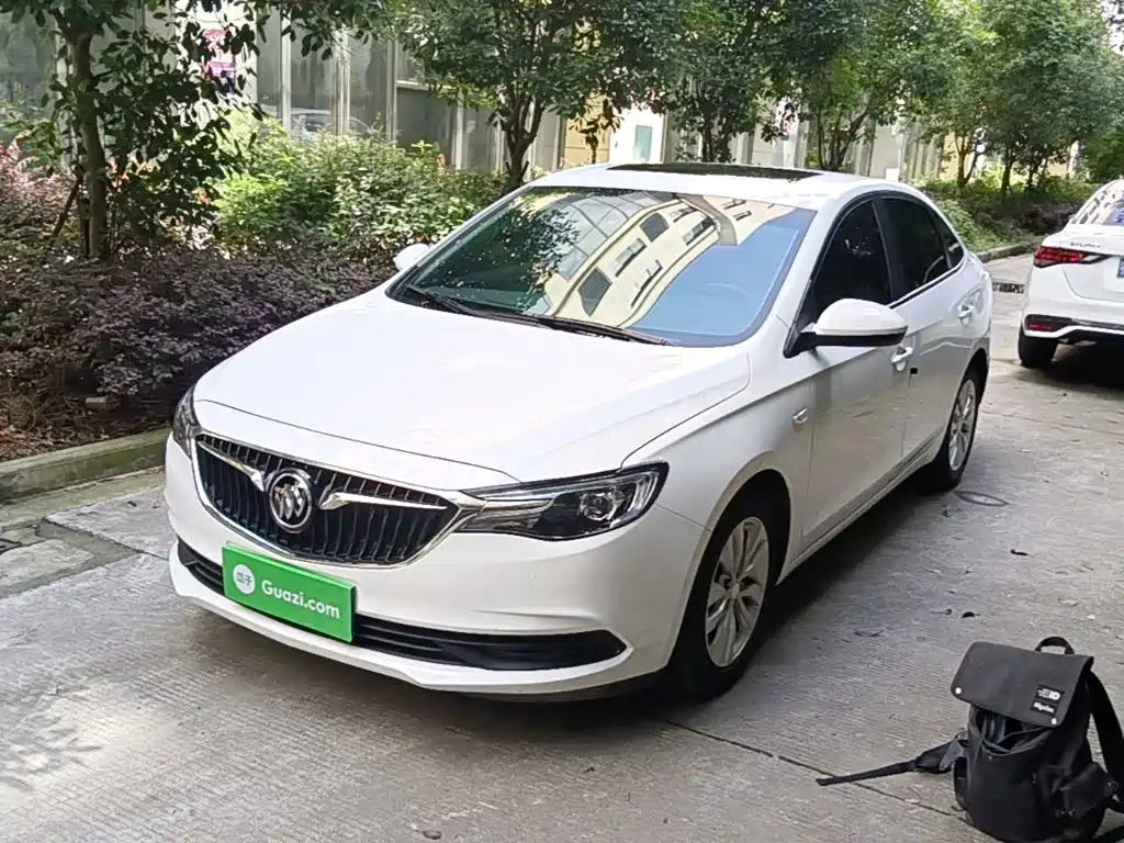 Buick Excelle 2021 — фото 2