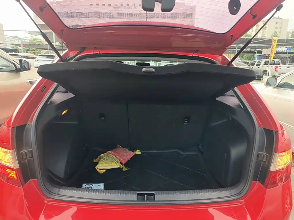 Skoda Rapid Spaceback 2016 — фото 19