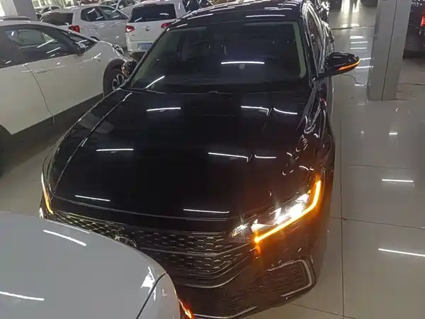 Volkswagen Passat 2024