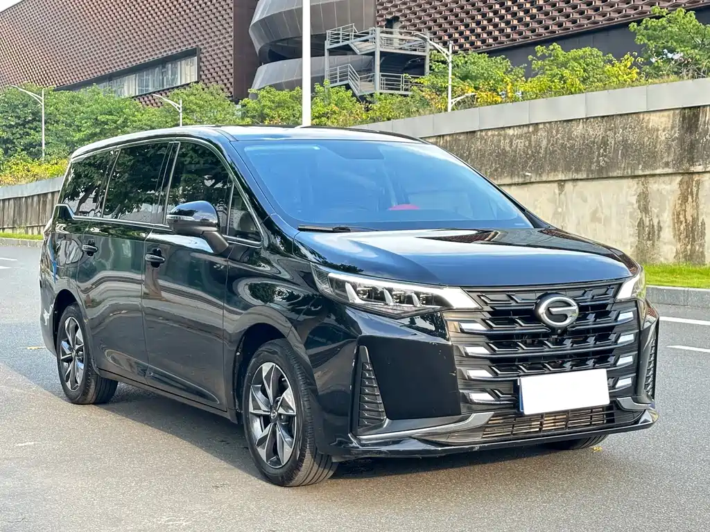 GAC Trumpchi M6 2022 — фото 3