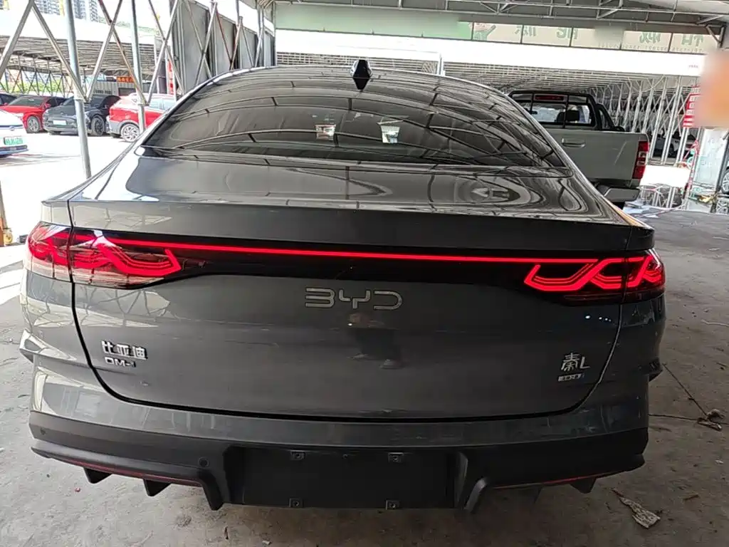 BYD Qin L 2025 — фото 6