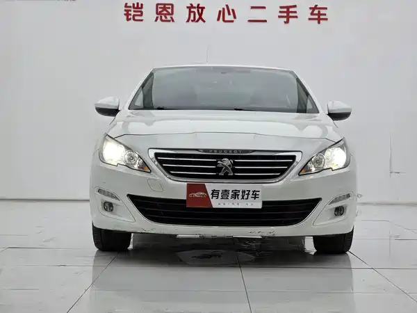 Peugeot 408 2015