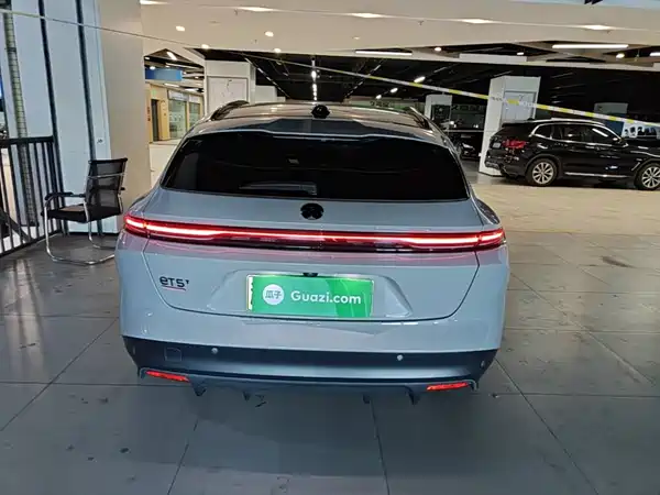 NIO ET5T 2023