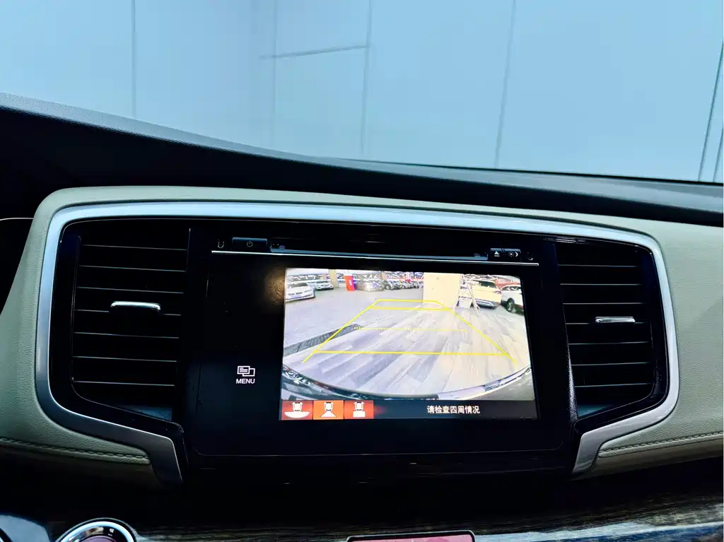Honda Odyssey 2018 — фото 15