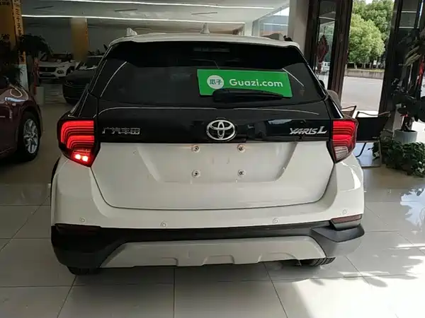 Toyota Yaris L 2020