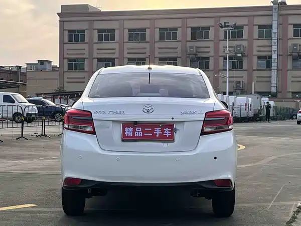 Toyota Yaris L 2020