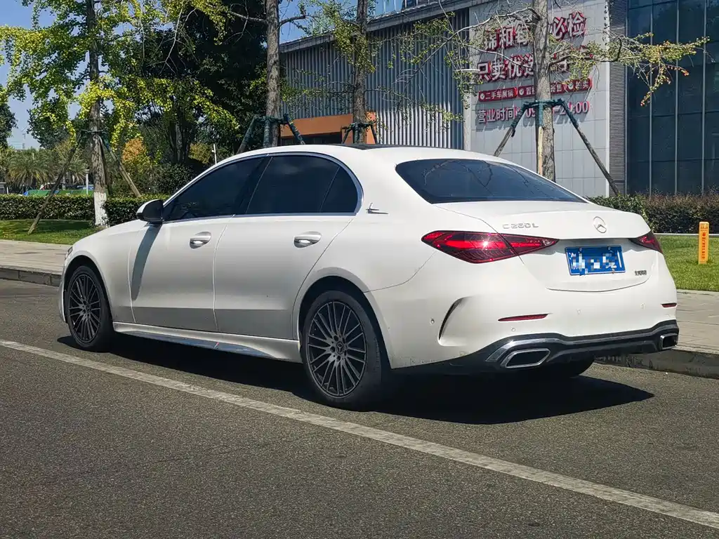 Mercedes-Benz C-Class 2023
