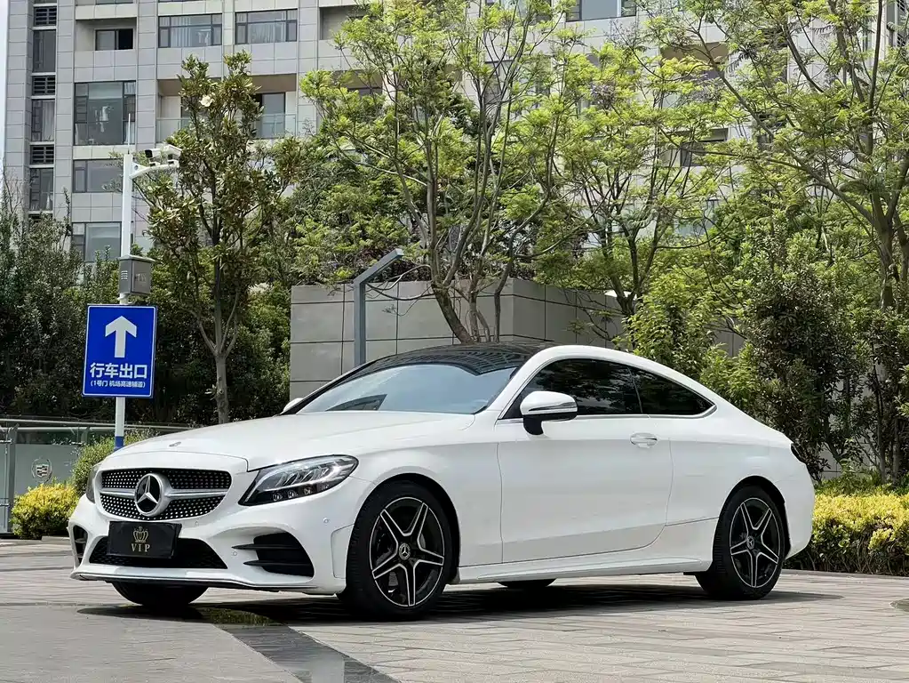 Mercedes-Benz C-Class 2019 — фото 1
