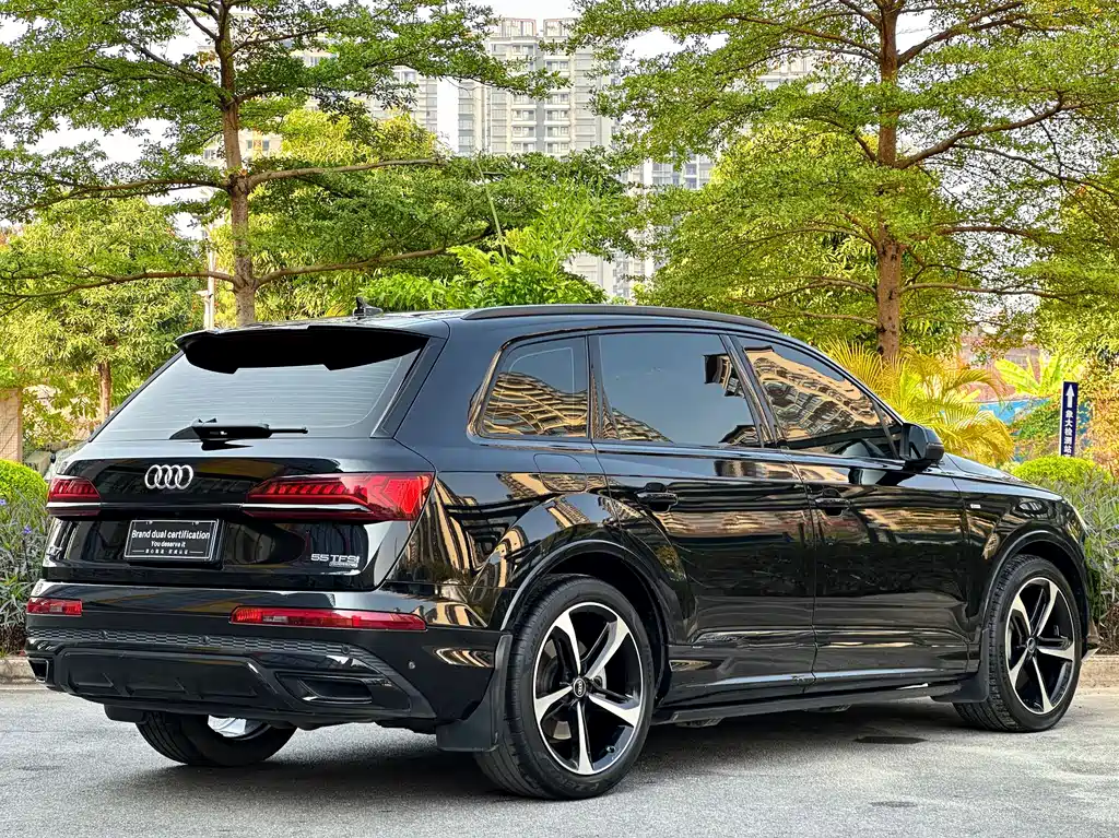 Audi Q7 2023 — фото 7