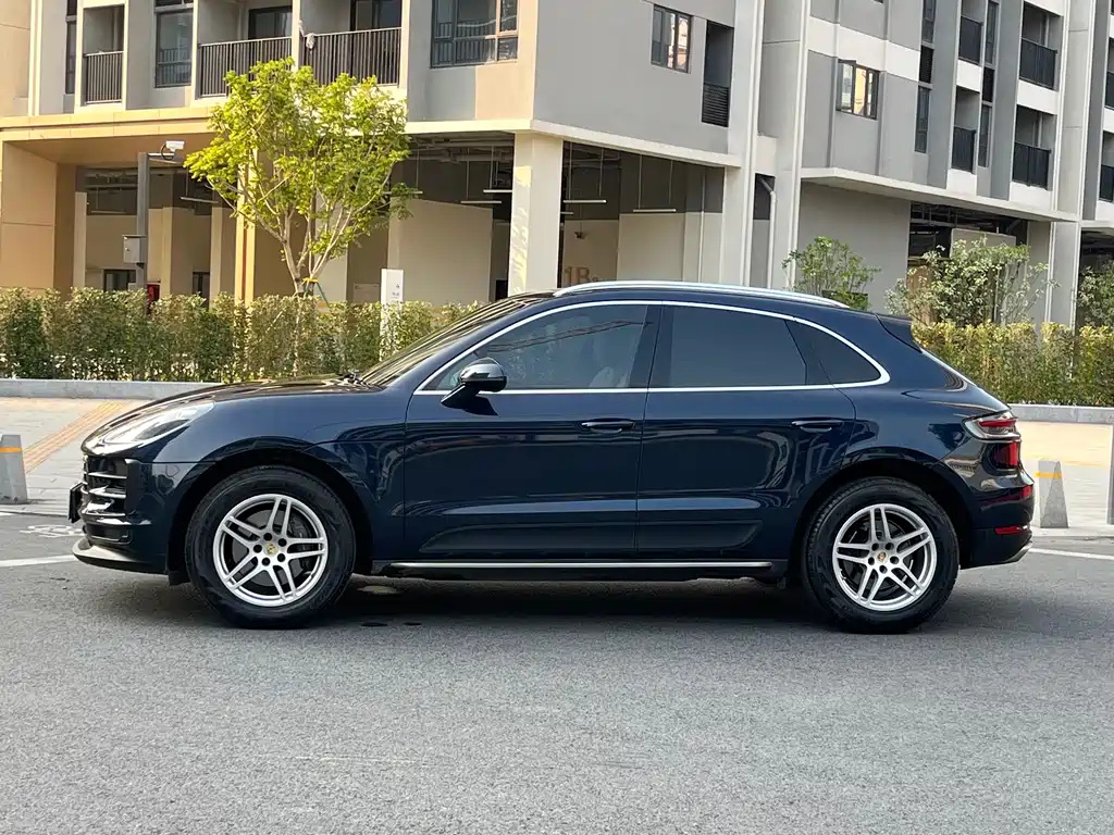 Porsche Macan 2020 — фото 4