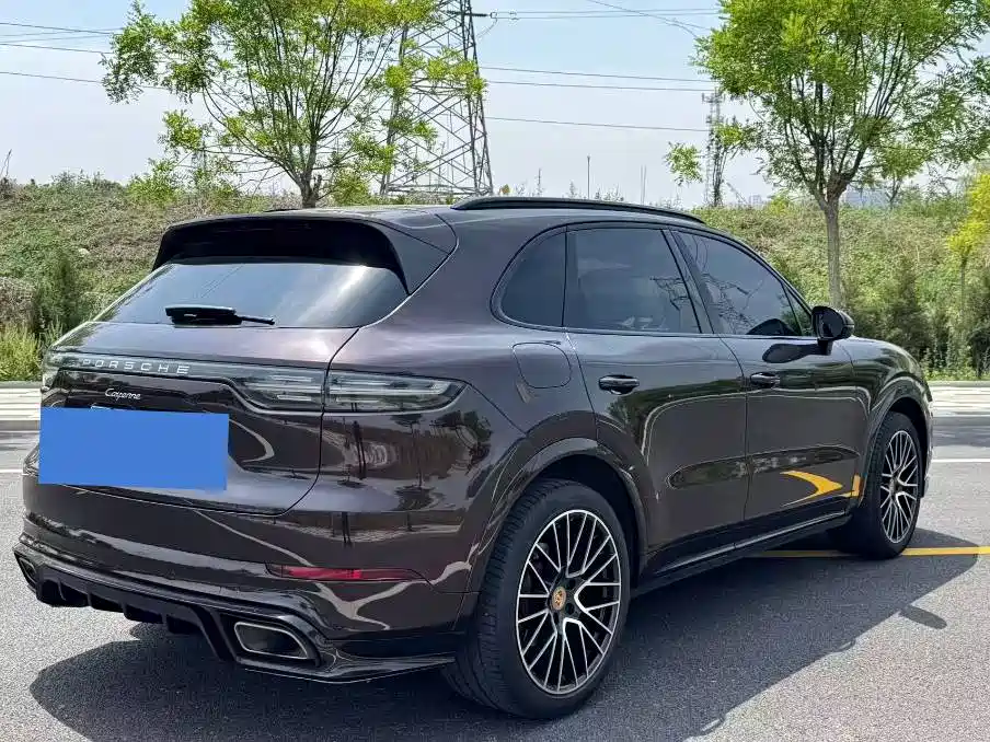 Porsche Cayenne 2018 — фото 7