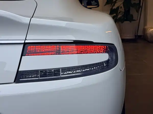 Aston Martin Rapide 2013