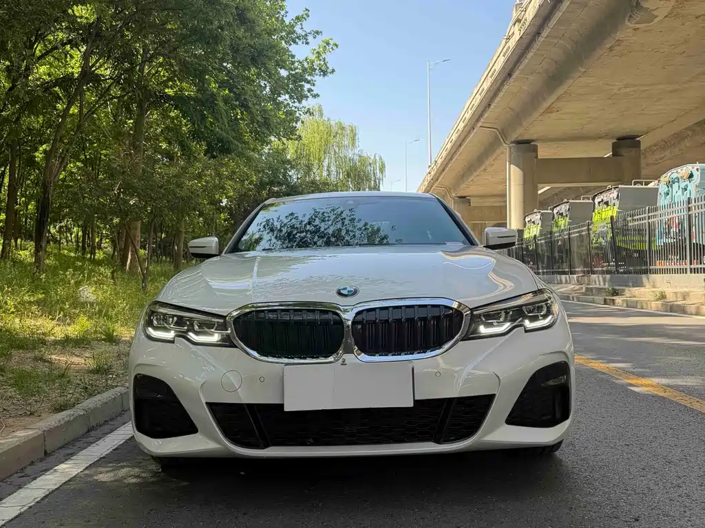 BMW 3 Series 2022