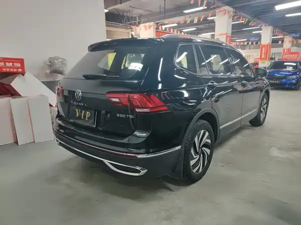 Volkswagen Tiguan L 2023