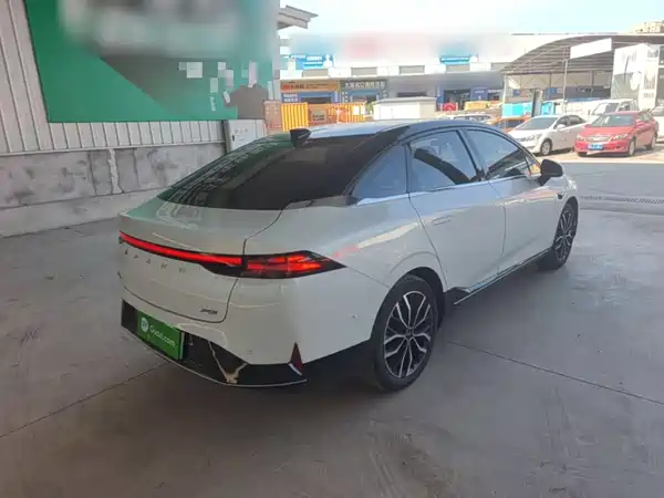 XPeng P5 2024