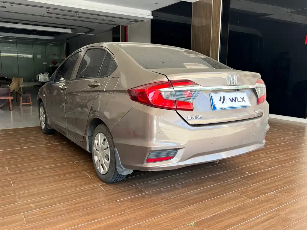 Honda Greiz 2017 — фото 11