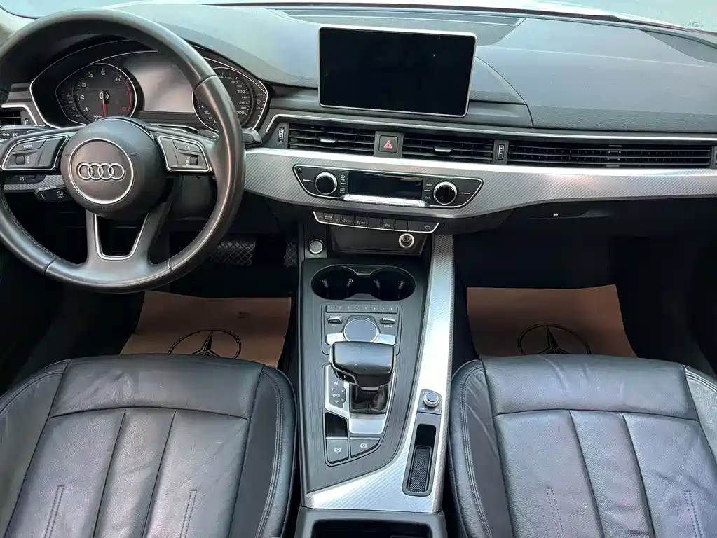 Audi A4L 2017