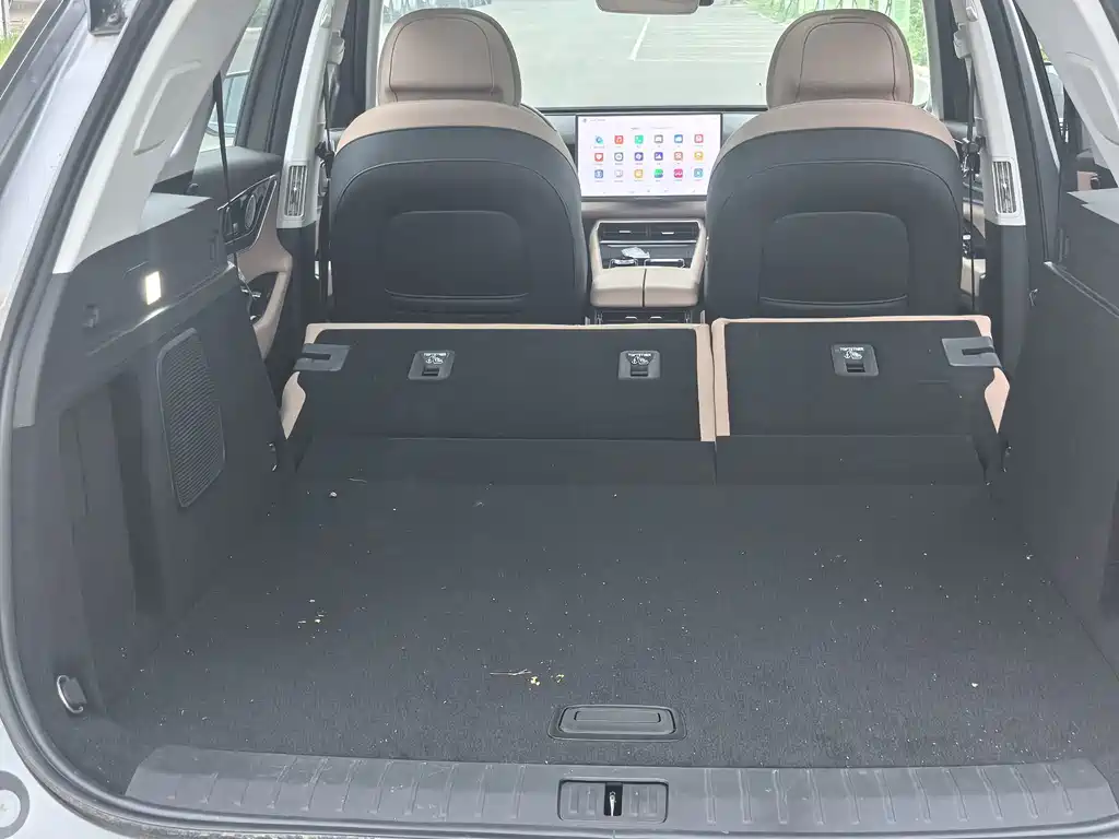 Chery Tiggo 8L 2025 — фото 18