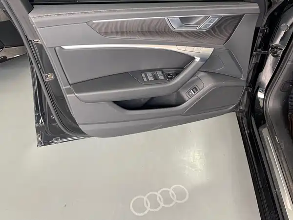 Audi A6L 2024