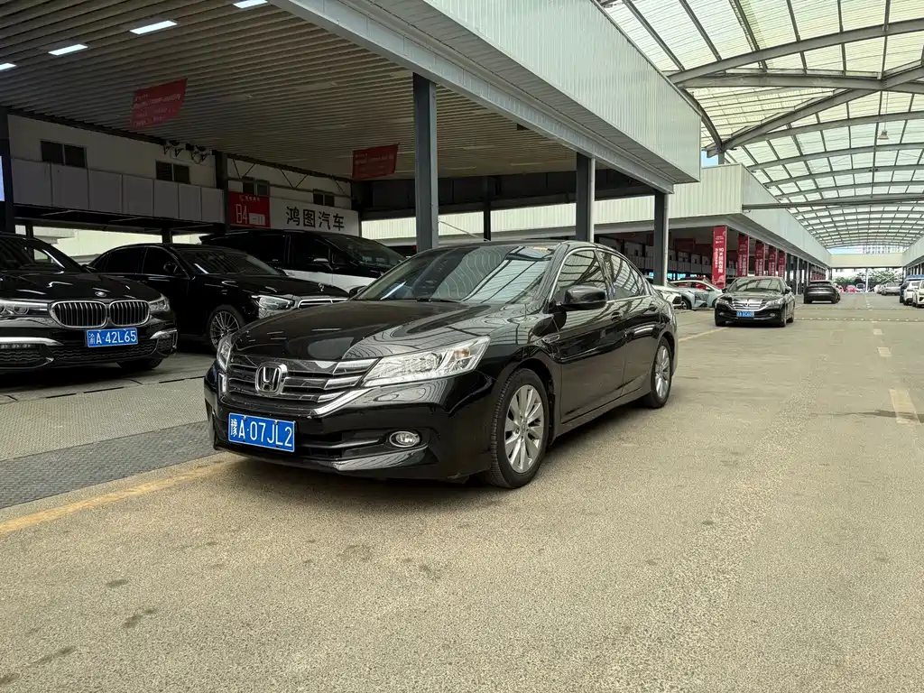 Honda Accord 2014 — фото 1