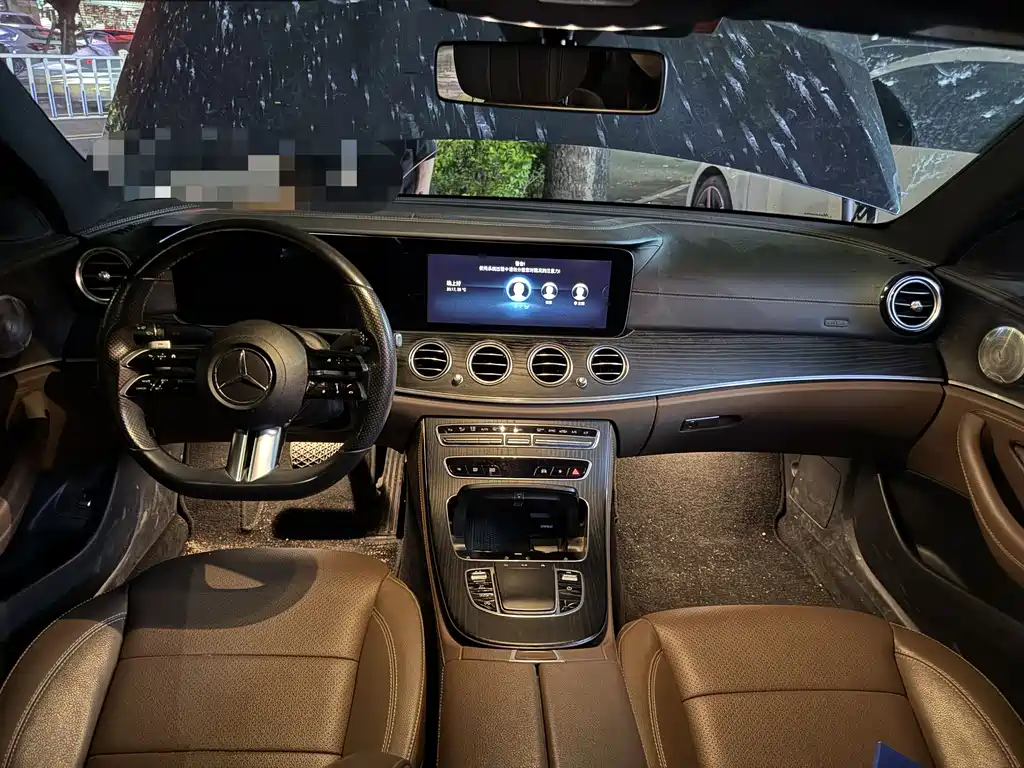 Mercedes-Benz E-Class 2021