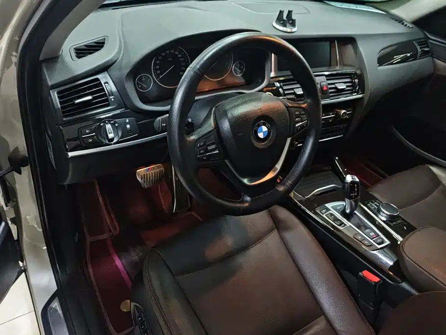 BMW X3 2016 — фото 12