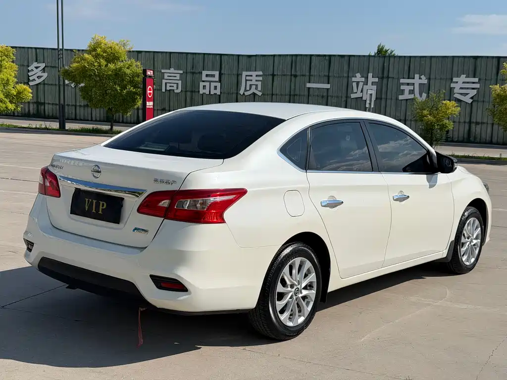 Nissan Sylphy 2018 — фото 19